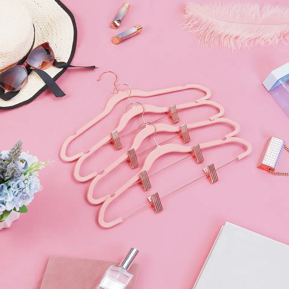 wholesale custom 24 pack non slip rose gold bulk clothes hangers with swivel hook pants velvet hangers