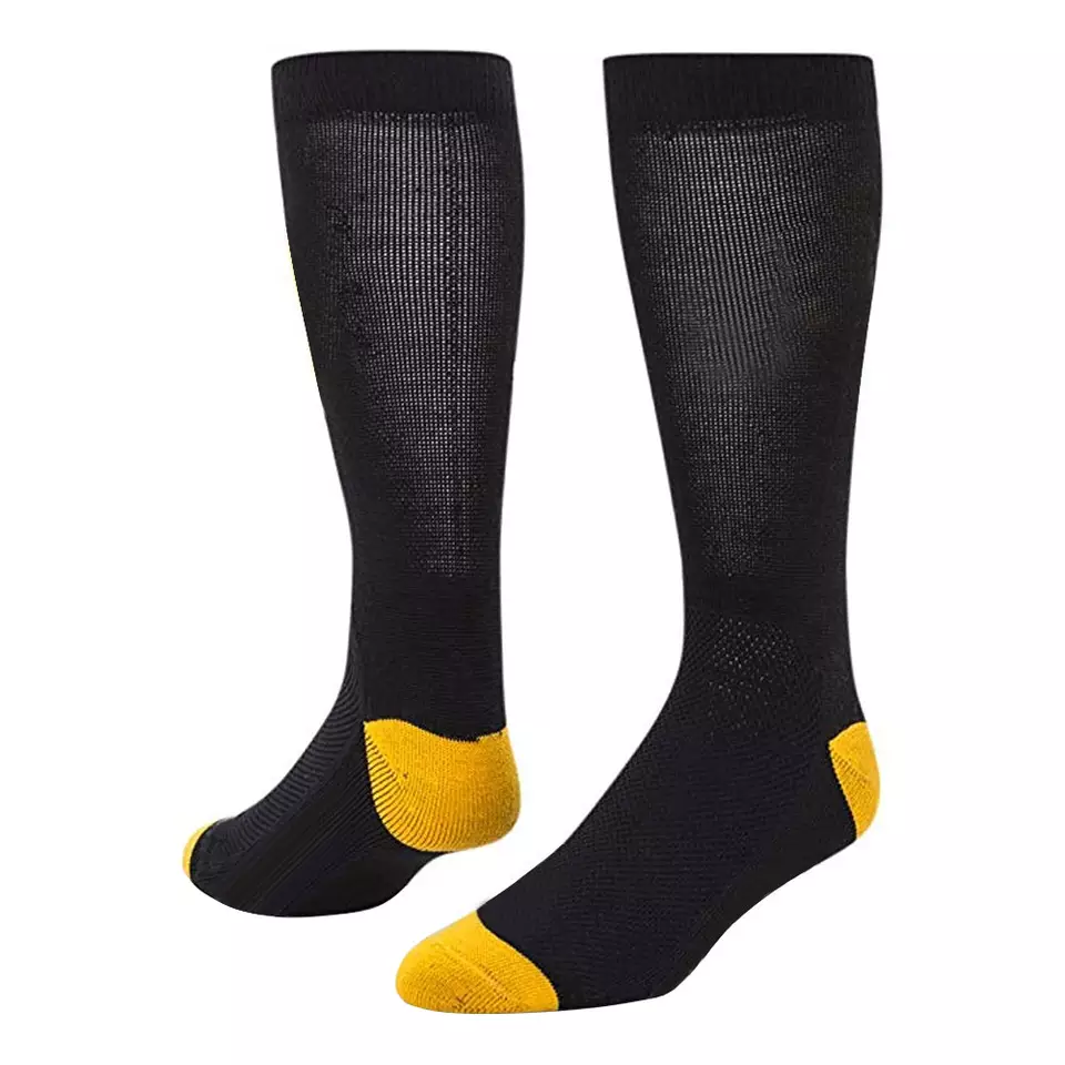 New fashion breathable custom logo wholesale men sport baseball socks Featured Image