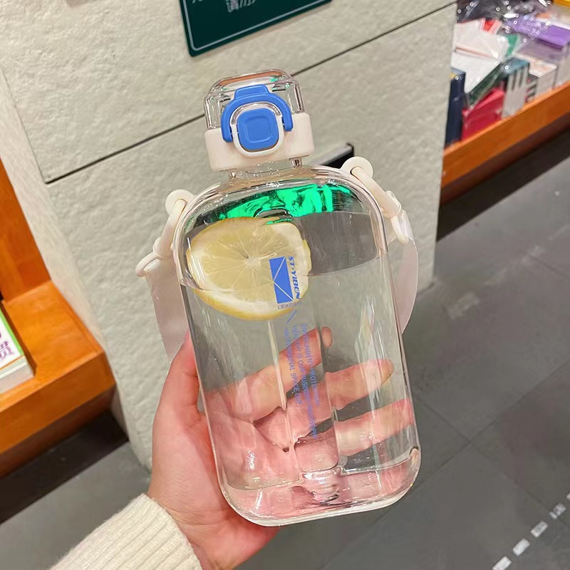 Square kettle female boy sports large capacity high value girl cup portable back strap student simple plastic cup