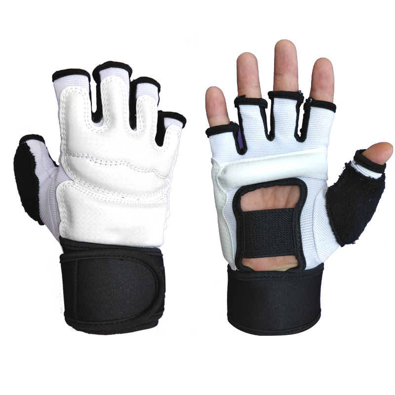 Boxing gloves taekwondo MMA half finger boxing sleeve