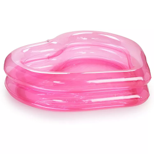 A wonderful heart-shaped inflatable pool for children or adults